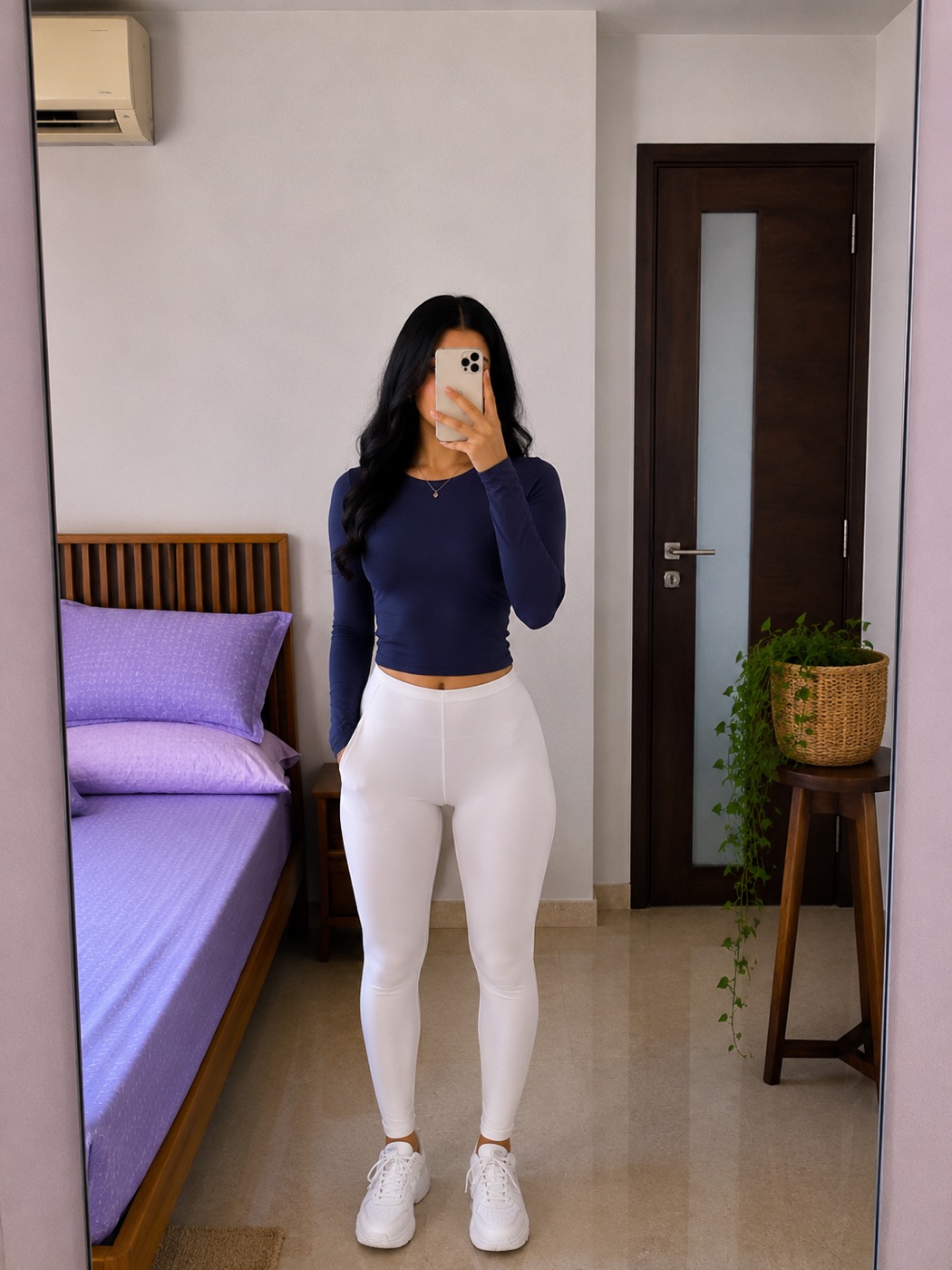 Navy Long-Sleeve Slim-Fit Gym Top (Thumbholes)